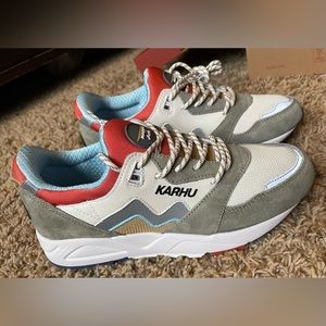 NIB Karhu Aria 95 “The Forest Rules” size 8 (unisex)